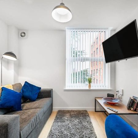 A Lovely 2 Bedroom Apartment In The Heart Of Preston Preston  Buitenkant foto